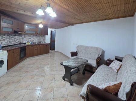 Jepet apartament 1+1 me qira tek Rruga Don Bosko, Rruga Muzaket , Rruga Jordan Misja .