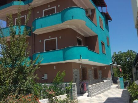 Affitto | Shtëpi private 2 + 1 | Kamez | 300 €/mese