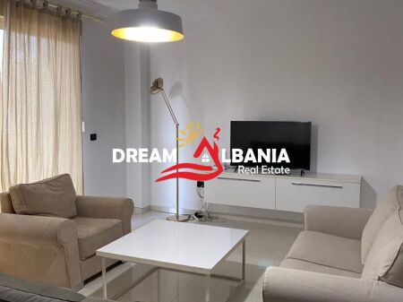 Apartamente 2+1 me qera ne rrugen e Bogdaneve prane Qendres ne Tirane (ID 4221928 )