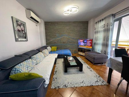 For sale, Apartment 3+1+2+2 Parking Spaces, Building with Arrow