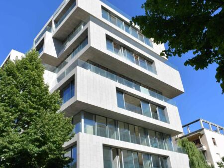 Ne shitje apartament premium 2+1+2 Poste Parkimi