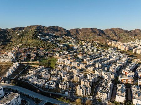 Shitet, Apartament 2+1+2+Post Parkimi, Green Valley, Liqeni I Thate.