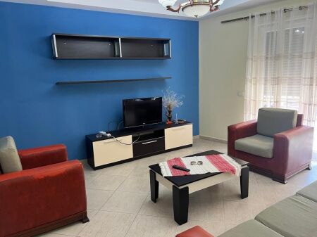 APARTAMENT ME QERA 2+1 PAZARI I RI 70.000 LEKE FH-82652