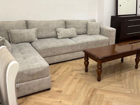 Super apartament me qera Ali Demi