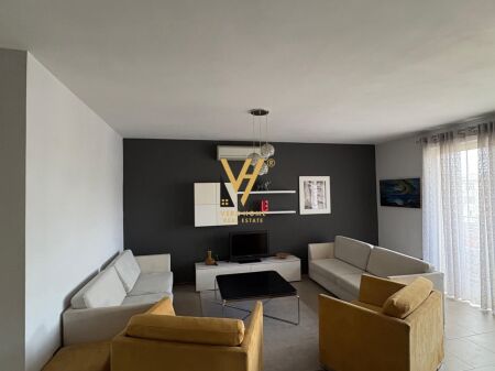 JEPET APARTAMENT 2+1+BLK TE RR.PETRO NINI LUARASI 65.000 LEKE
