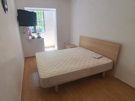 Rent | Garsoniere | Qender | 400 €/month