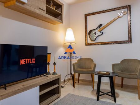 JEPET ME QERA APARTAMENT 1+1+2 BALLKONE " MINE PEZA" 700 EURO
