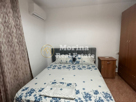 Shitje | Apartament 2 + 1 | Shkolla e Bashkuar | 130000 €