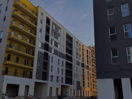 🏡 Apartment 2+1+2 for sale – Tirana Entry