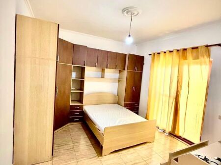 Ardeno jepet me qira Apartament 3+1i mobiluar