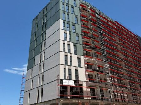 🚨‼️ OKAZION – VETËM 1,700 €/m²! ‼️🚨  🏡✨ SHITET APARTAMENT 2+1+2 – RIVERSIDE RESIDENCE, ISH PARKU I AUTOBUZAVE ✨🏡