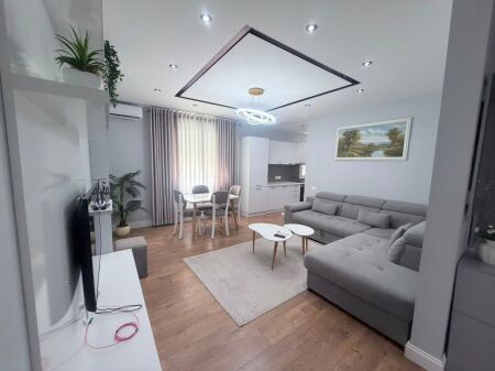 🏡 Apartment 2+1 for Rent – 21 Dhjetori