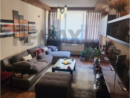 Apartament 2+1 për Shitje te Selvia – Rruga Siri Kodra, Tiranë