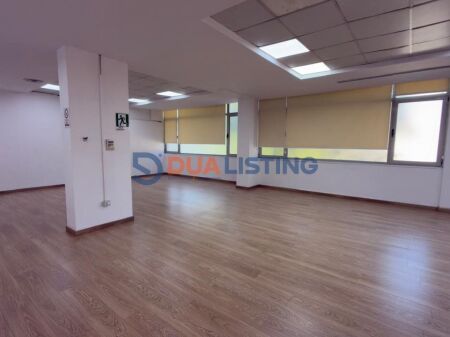 Locale ufficio in affitto – Vicino all'ex LSI