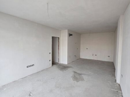  SHITET APARTAMENT 3+1+2 – RRUGA JORDAN MISJA 