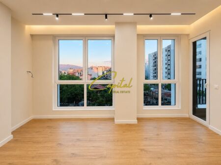 UFFICIO IN AFFITTO 60 M2 COMUNE DI PARIGI 85.000 LEKE
