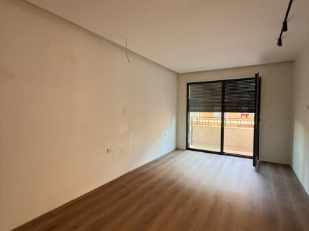  Appartamento 2+1+2 + Posto Auto – Lago Secco (alla rotonda)