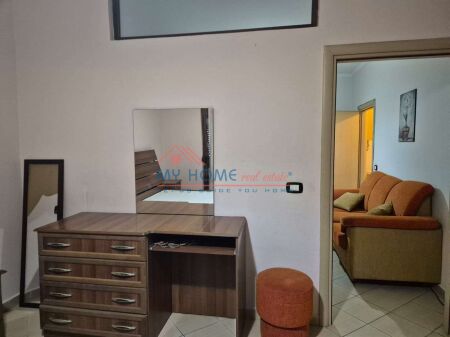 Apartament 1+1 me qera tek 21 Dhjetori ne Tirane