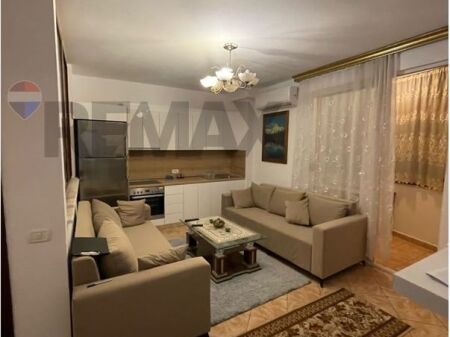 Apartament - Për Qira - Rruga Don Bosko, Tiranë
