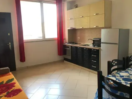 ✨ **In Affitto: Appartamento 1+1 (50 m²), 1° Piano** 📍Facoltà di Economia – **350 Euro/Mese** (Adatto per 3 persone)