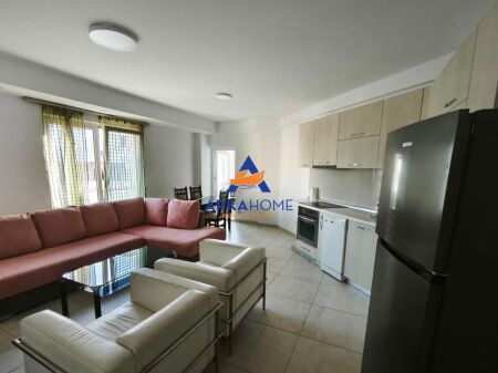 JEPET APARTAMENT 2+1 ME QERA "MBRAPA SHKOLLËS VASIL SHANTO" 70.000 LEKE