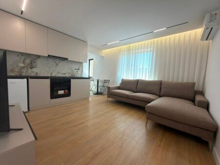 SHESIM APARTAMENT 1+1 PRANE STACIONIT TE TRENIT 130,000 €