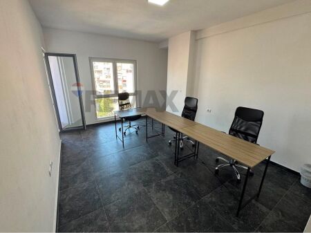 Office space for rent at Zogu i Zi