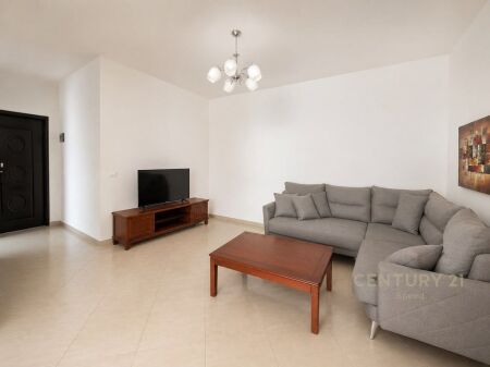 Apartament 3+1+2 për shitje në Don Bosko! 240,000 €