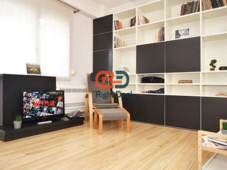 Tek Rruga E Dibres, Tek Kompleksi Halili, Jepet Me Qira Super Apartament 1+1, I Investuar Gati Per Banim!