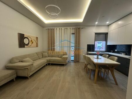 Qera, Apartament 2+1+ Parking,Kompleksi Delijorgji
