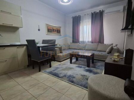 Shitet, Apartament 2+1, Rruga Astrit Losha, Unaza e Re