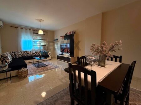 Apartament 1+1 me qira Myslym Shyri