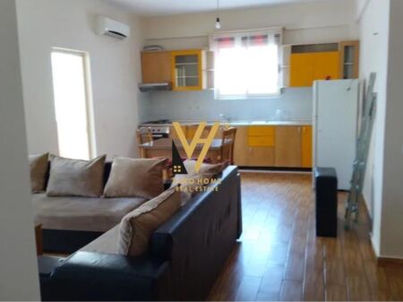 JEPET APARTAMENT 1+1+BLK ME QIRA TE KOMUNA E PARISIT 50.000 LEKE