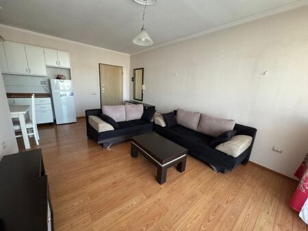 Apartament 1+1 me qira 21 Dhjetori , Hotel Mondial