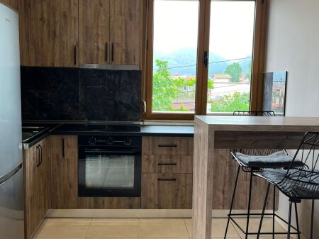 Qera | Shtëpi private 1 + 1 | Qyteti Studenti | 400 €/muaj