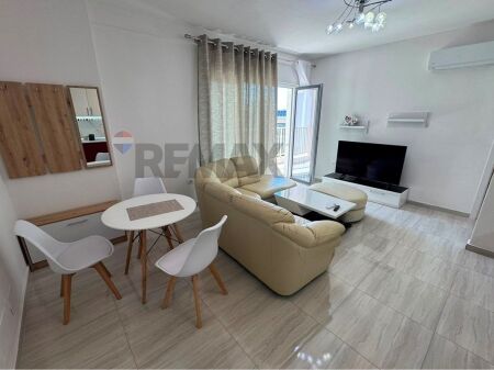Apartament 1+1 me qira – Zogu i Zi,