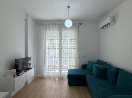 Appartamento 1+1 in affitto a Univers City