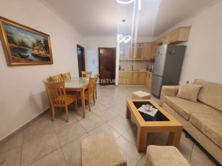 Shitet Apartament 1+1 tek rruga Jordan misja