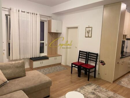 APARTAMENT ME QIRA 1+1 ALI DEMI 400 EURO