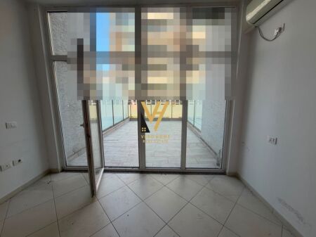 UFFICIO 23 M2 IN AFFITTO A KOMUNA E PARISIT 40.000 LEKE
