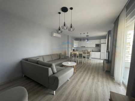 Shitet, Apartament 1+1, Ish-Fusha e Aviacionit, Tiranë