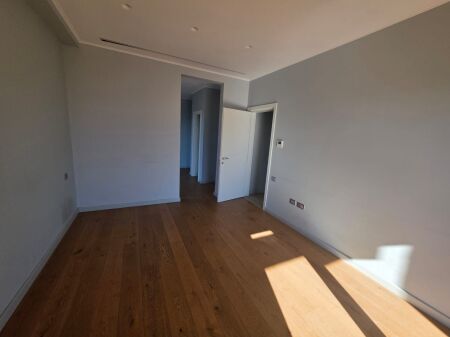 3+1, empty at garden residence, 2000 euros negotiable