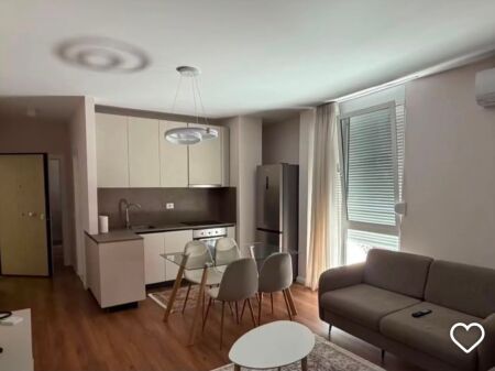 Apartment 2+1 for rent at Barricades Street