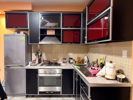  Apartament 1+1 për Shitje – Mal i Robit, vetëm pak metra larg detit!