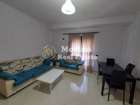 Rent | Shtëpi private 2 + 1 | Shkolla e Bashkuar | 450 €/month