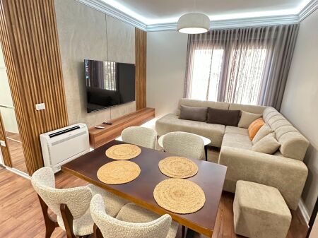 Appartamento 1+1 in affitto – Fiori Di Bosko, Don Bosko ✨ Appartamento moderno con arredamento di qualità, progettato per offrire il massimo comfort. prezzo 65.000 lek