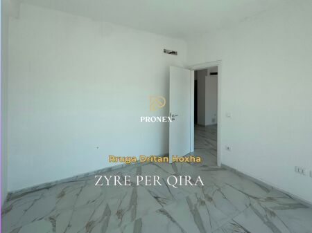 Ufficio 1+1+parcheggio in affitto in Via Dritan Hoxha