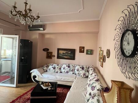 Jepet me qira apartamet 2+1+Bllk tek Kodra Diellit