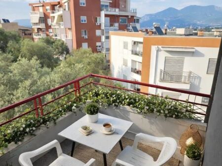 For rent 3+1 apartment at Liqeni Thate Complex FZ