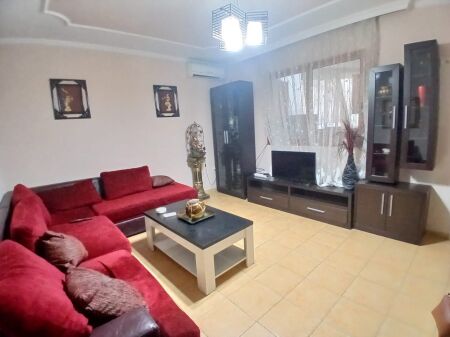 Jepet Me Qera Apartament 2+1+1 Ballkon